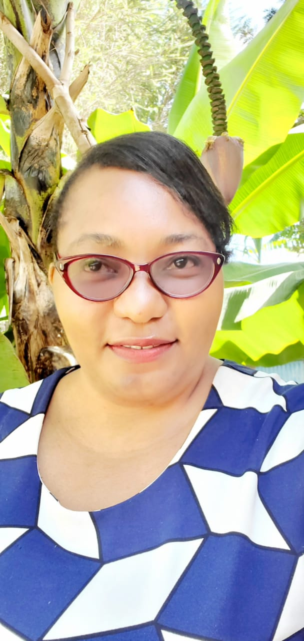 Joy Clayne - Member